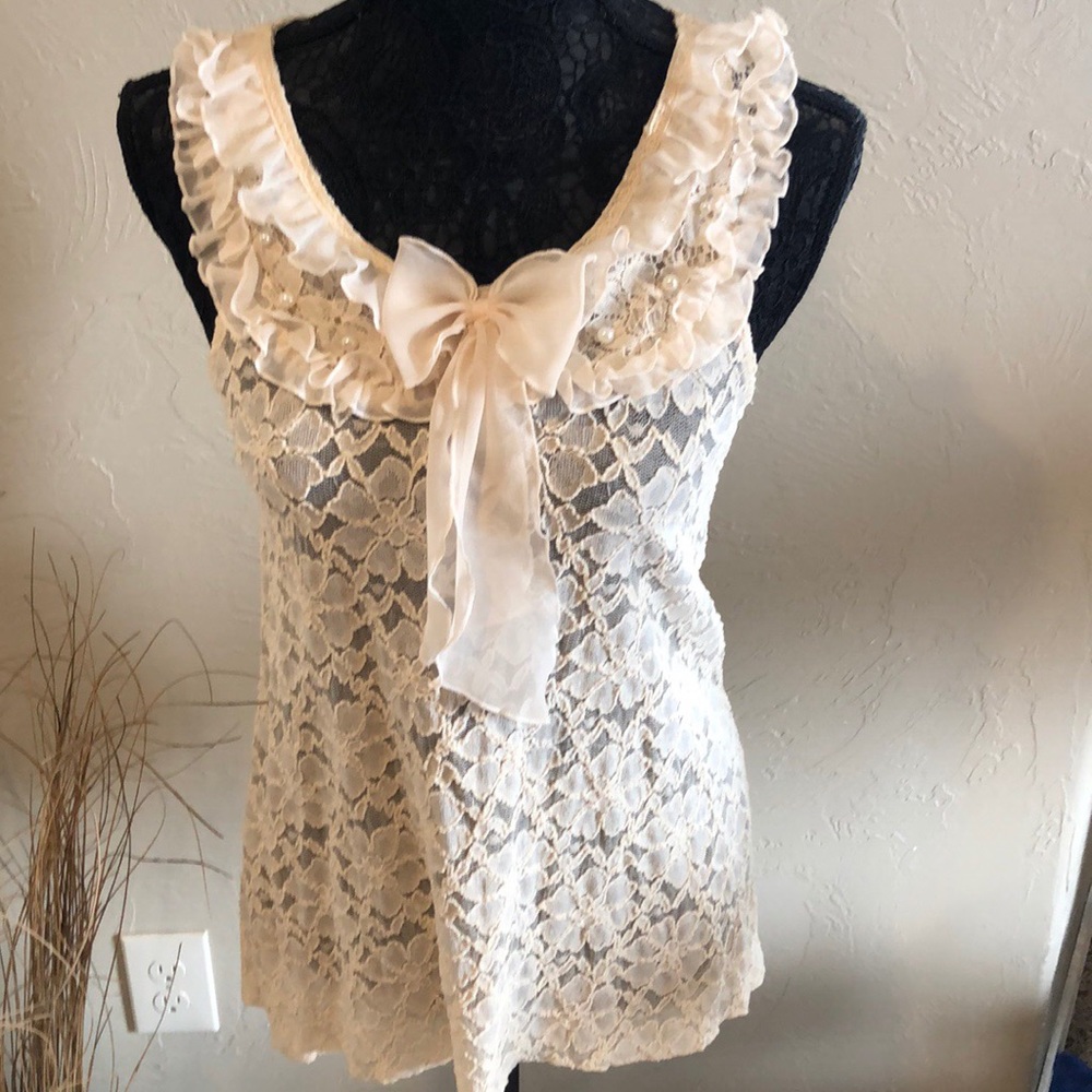 Rue 21 lace tank